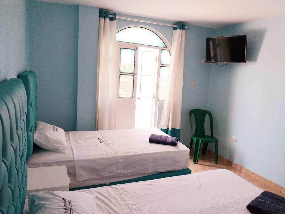 Hospedaje La Ola Azul Puerto Chicama Ngoại thất bức ảnh